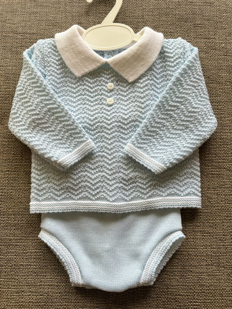 James blue knitted set